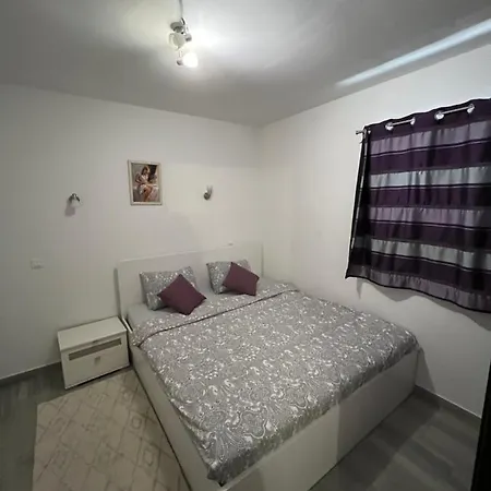 Apartment More *
